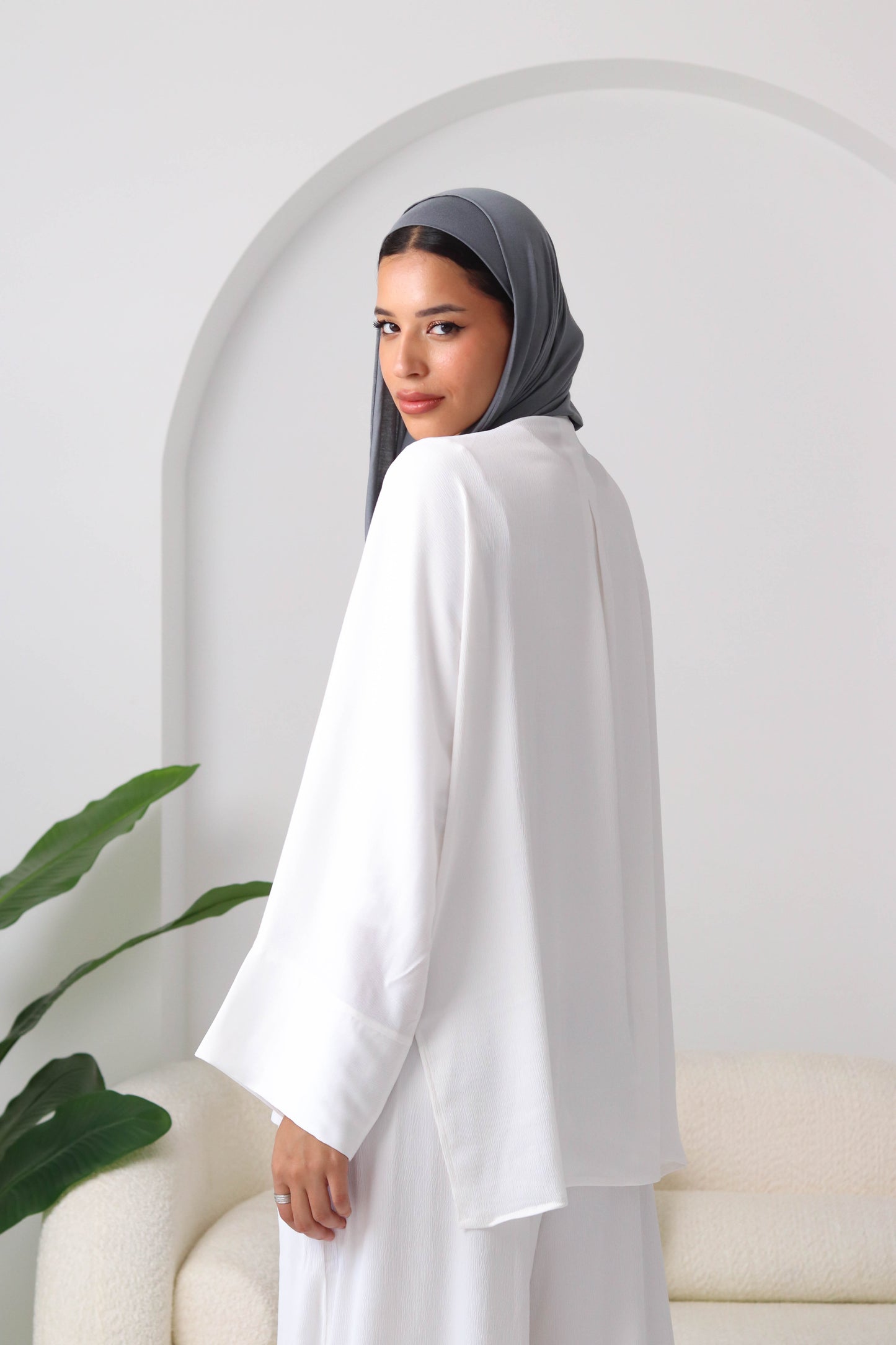 Wanna Set In White